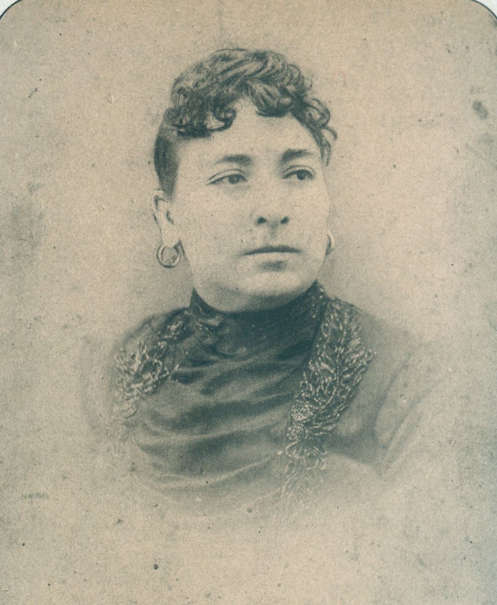 Feliciana Martínez de González, hija de Buenaventura Martínez y Pia Busi, madre de González Martínez