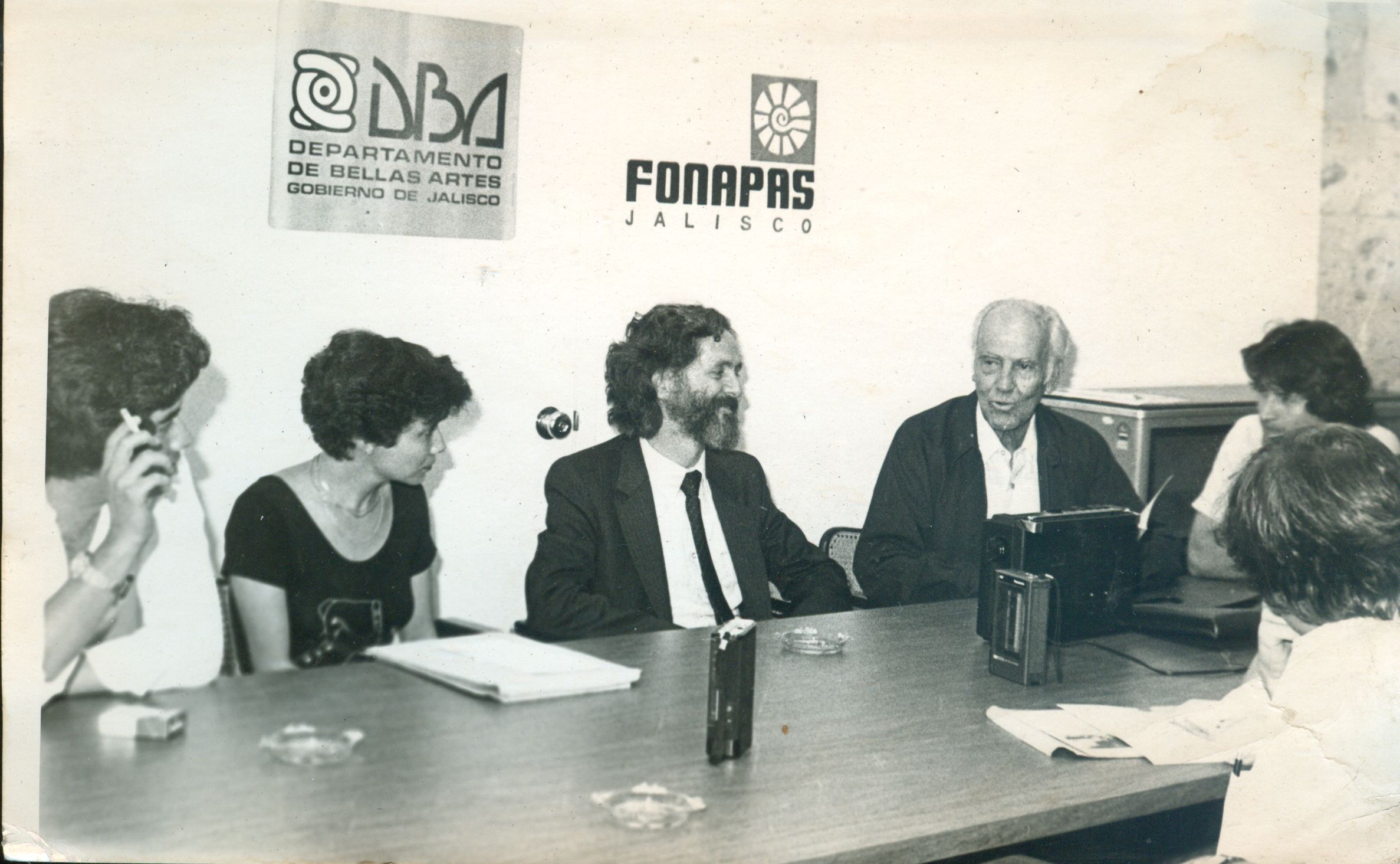 Elías Nandino, Enrique y otras personas